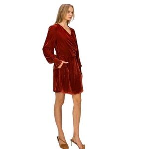Melloday Long Sleeve Velvet Faux Wrap Dress  Size Medium  Color Red‎  NEW!!!